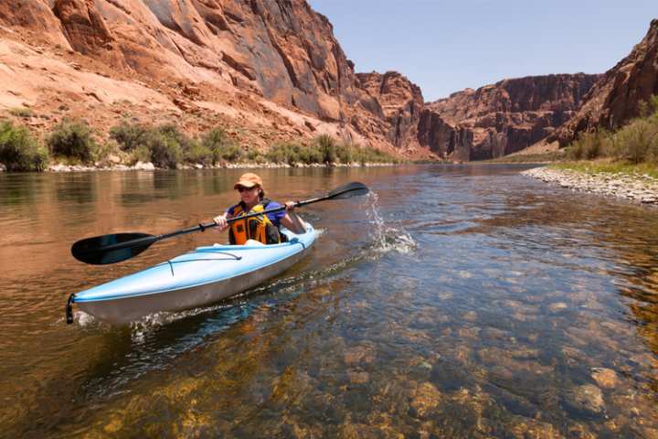 5 Excellent Places for Beginners to Kayak in Arizona
