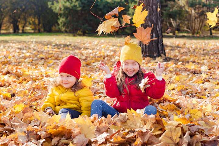 5 Fun Hiking Activities to Try with Your Kids This Fall