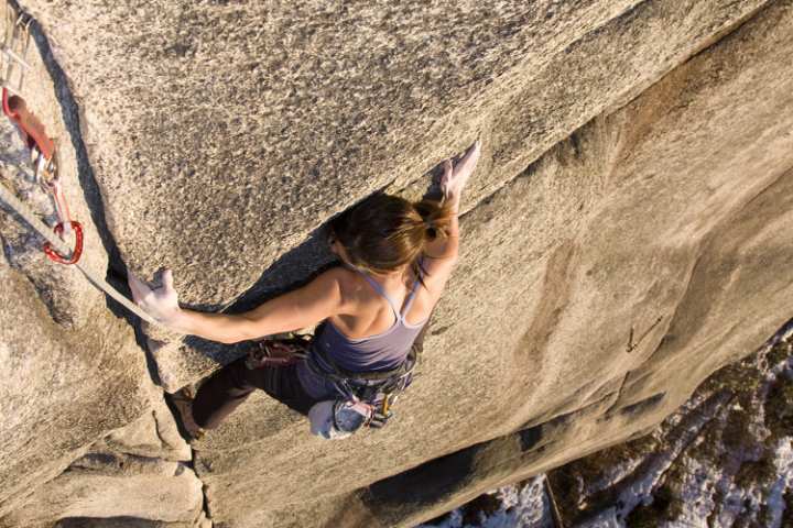 5 Cool Rock Climbing Spots in Maine