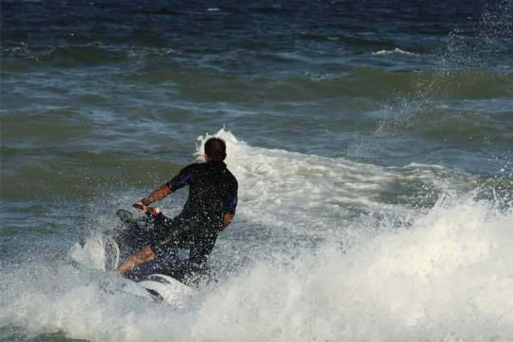  5 Exhilarating Jet Skiing Spots in Mississippi