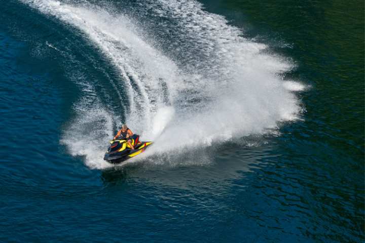 5 Exhilarating Jet Skiing Spots in New Mexico
