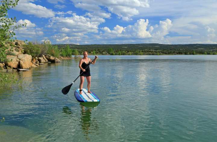 5 Great Paddleboarding Spots in Utah