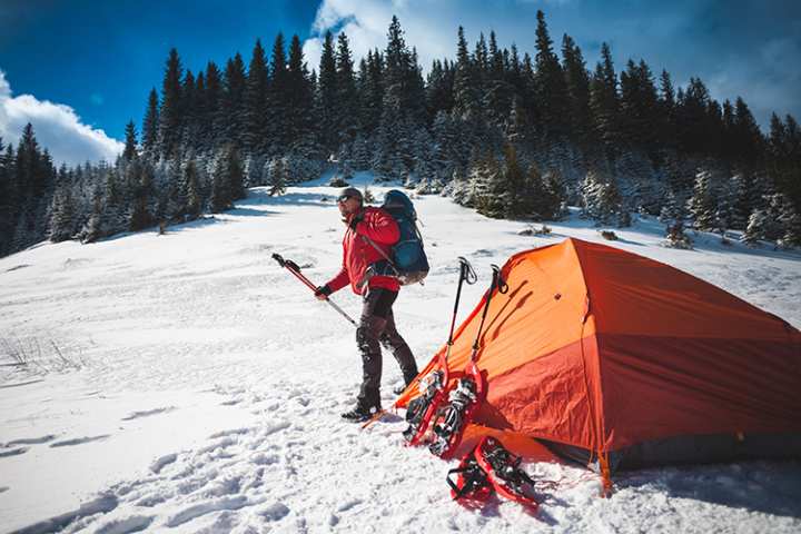 Safety First: 10 Hacks for Successful Winter Camping